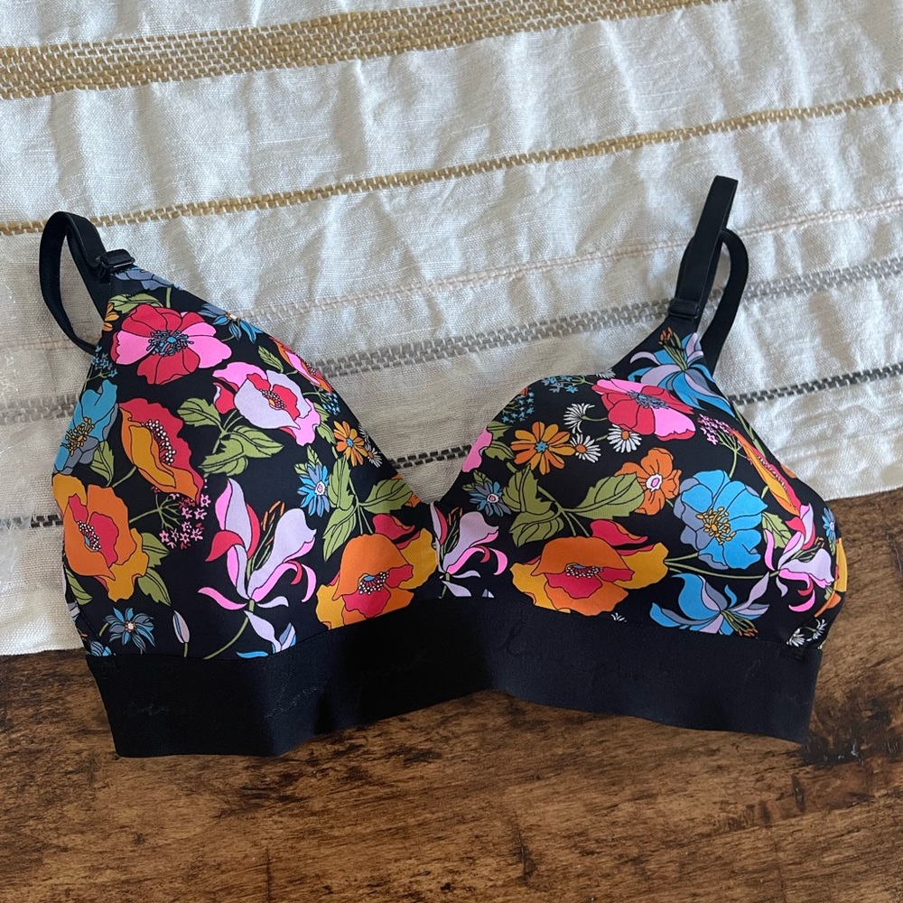 💥NEW💥 PINK Wireless Bra